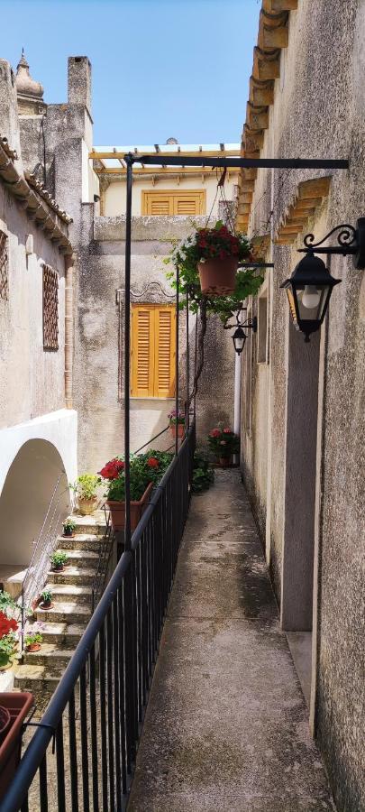 Le Altezze Villa Erice Eksteriør billede